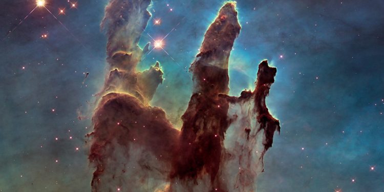 1200px Pillars of creation 2014 HST WFC3 UVIS full res denoised