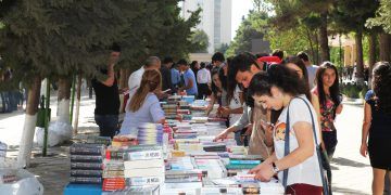 Kitab sergisi 210915