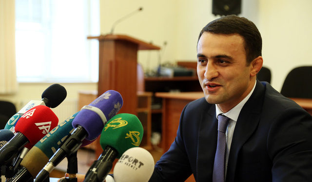 5f582800 1710 4244 b637 8df6f8ca4444