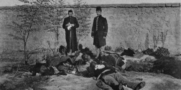 Mart qırğını olduğu kimi