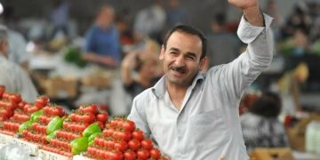 Ezgif.com gif maker (1)