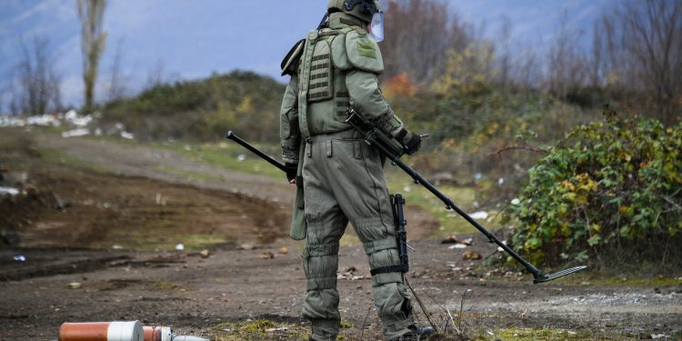 5fbc1a3b2030276d632d3f28