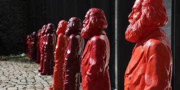 500 Karl Marx Statues Are Highlight Of Trier Exhibition